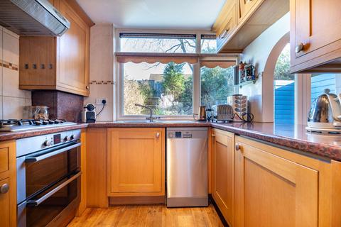 13 Cedar Ridge, Tunbridge Wells, TN2 3NX