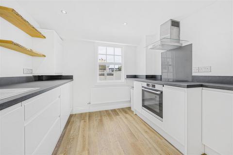 2 bedroom apartment for sale, Wellington Square, Cheltenham