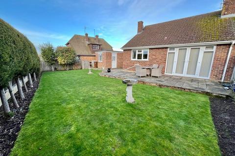 2 bedroom semi-detached bungalow for sale, Tradescant Drive, Meopham DA13