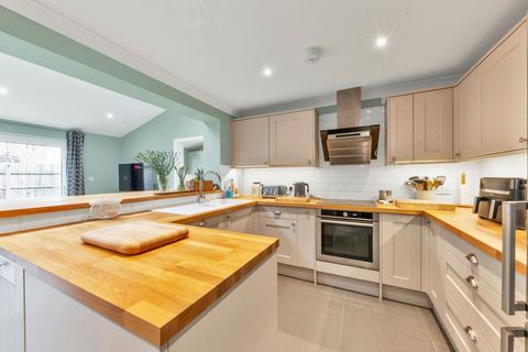 8 Brookside, Orwell, Royston, SG8 5TQ