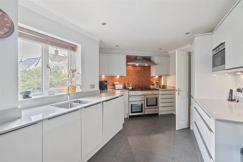 5 bedroom detached house for sale, Magiston Street, Stratton, Dorchester