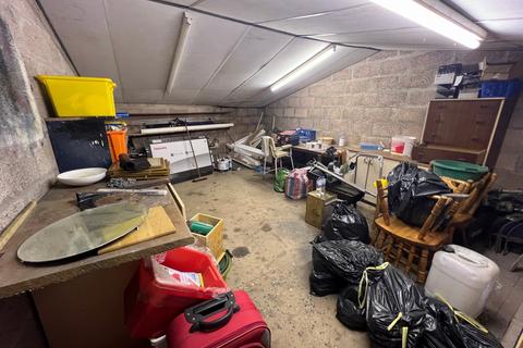 Garage for sale, Lock up on Taff Street Ferndale - Ferndale