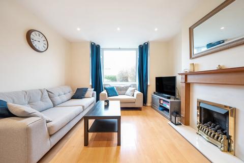 1 bedroom apartment for sale, Reading Road, Northolt