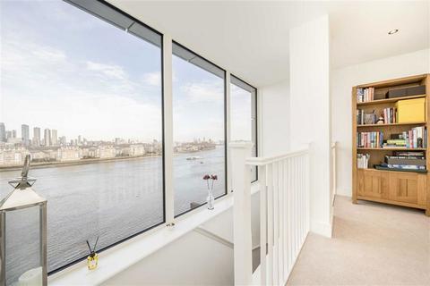 2 bedroom flat for sale, Dowells Street, London SE10