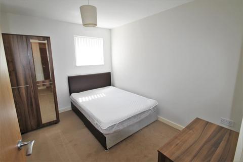 2 bedroom apartment to rent, Ladywell Point, Pilgrims Way, Salford