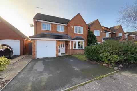 19 Coombe Drive, Nuneaton, CV10 9DD