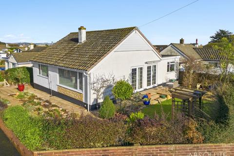 2 bedroom detached bungalow for sale, Kingsway Close, Paignton, TQ4