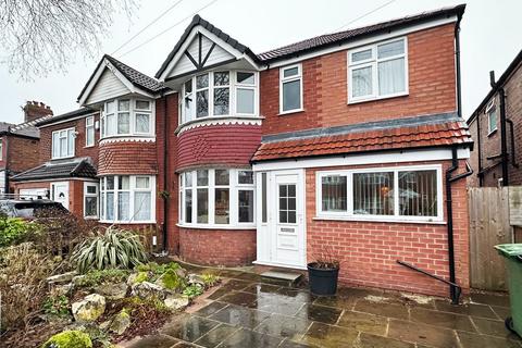 4 bedroom semi-detached house for sale, Crofton Avenue, Timperley