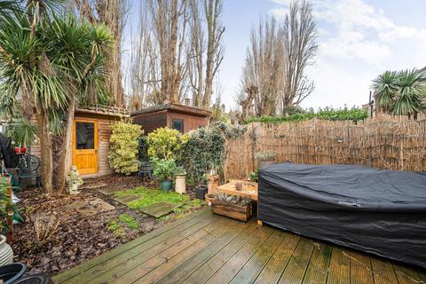 13b Princethorpe Road, London, SE26 4PF