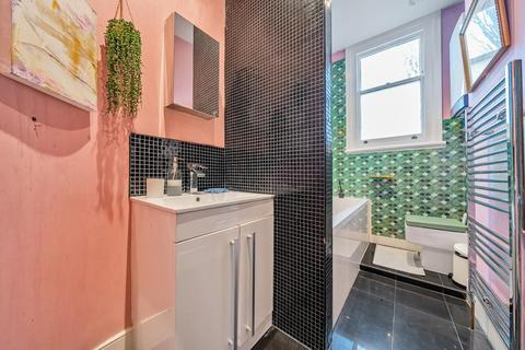 13b Princethorpe Road, London, SE26 4PF