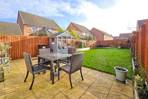 3 bedroom end of terrace house for sale, Larch Close, Knaresborough, HG5