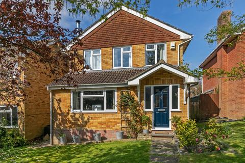 4 bedroom detached house for sale, Grays Close, Colden Common, SO21
