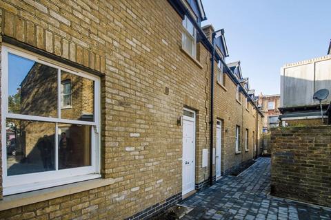 undefined, St Mary's Square, Ealing, W5