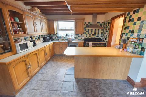 4 bedroom detached house for sale, Wisemans Bridge, Saundersfoot