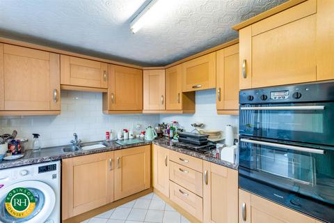 9 Staunton Road, Doncaster, DN4 6UF