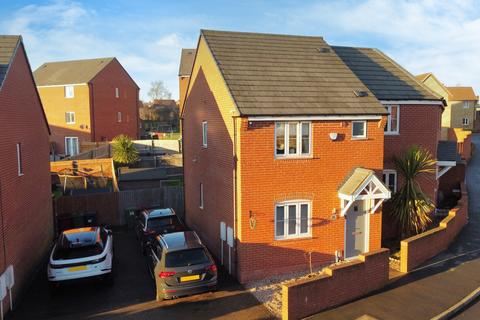 3 bedroom semi-detached house for sale, Mill Farm Drive, Tibshelf, Alfreton, Derbyshire, DE55 5QQ