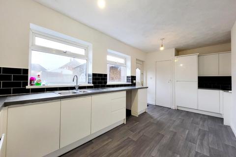 3 bedroom terraced house to rent, Barleycroft Road, Hyde, Greater Manchester, SK14