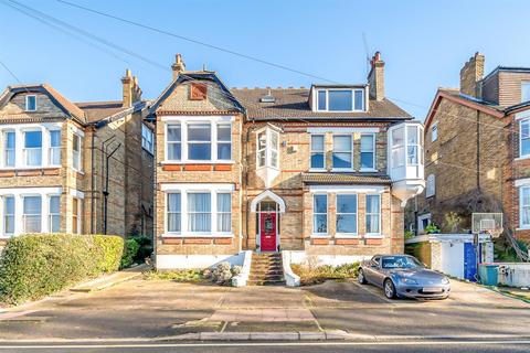 1 bedroom flat for sale, Madeira Avenue, Bromley