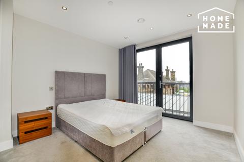 2 bedroom flat to rent, Battersea Park Road Battersea SW8