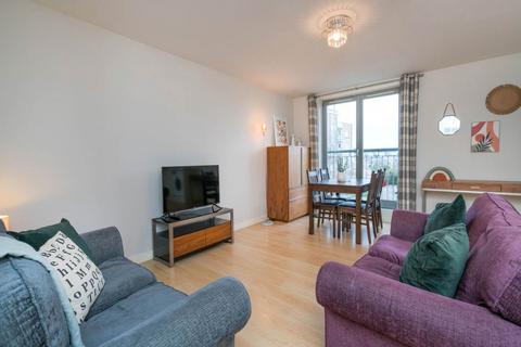 2 bedroom flat to rent, Telford Grove, Craigleith, Edinburgh