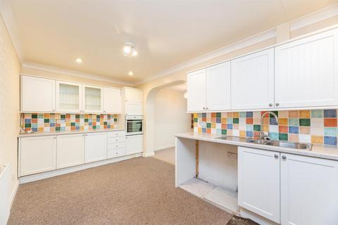 3 Oatlands Drive, Otley, LS21 2AY