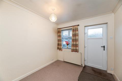 3 Oatlands Drive, Otley, LS21 2AY