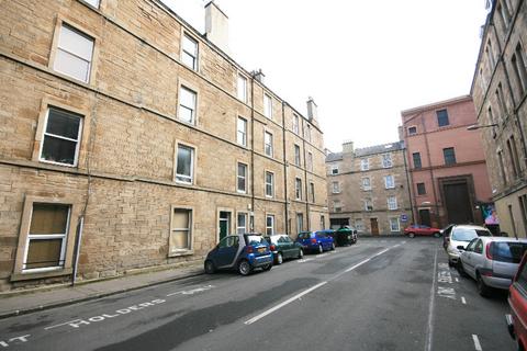 2 bedroom flat to rent, Drumdryan Street, Edinburgh EH3