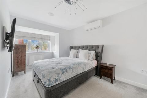 14 Richmond Crescent, Epsom, KT19 8JA