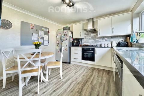 3 bedroom terraced house for sale, Oxford Road, Owlsmoor, Sandhurst