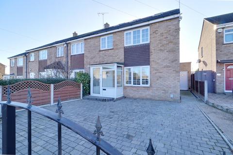 4 bedroom end of terrace house for sale, Dacre Crescent, Aveley RM15