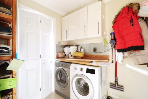 56 Dacre Crescent, Aveley, South Ockendon, RM15 4TU
