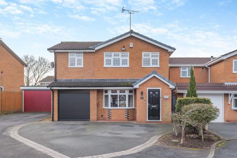 4 bedroom detached house for sale, Monks Close, Wombourne, WV5