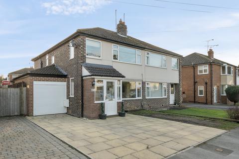 4 bedroom semi-detached house for sale, Meyrick Avenue, Wetherby, West Yorkshire, LS22