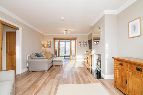 6 Heath Drive, Shirley, Solihull, B90 4DN