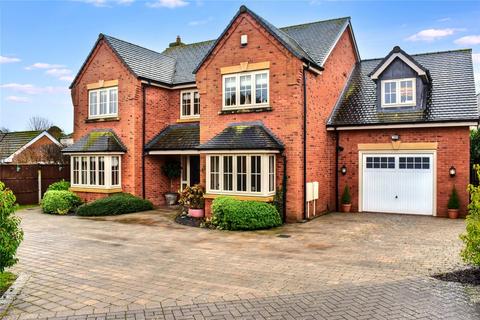 5 bedroom detached house for sale, Kemys Gardens, Worcester WR5