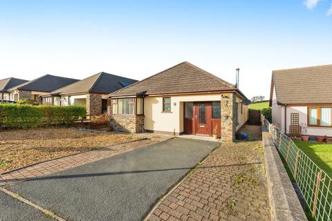 3 bedroom detached bungalow for sale, Dol Y Dderwen, Carmarthen SA33