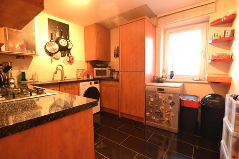 2 bedroom flat to rent, North Pilrig Heights, Bonnington, Edinburgh, EH6