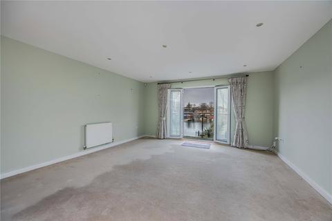 3 bedroom end of terrace house for sale, Canal Wharf, Canal Wharf Road, Chichester, PO19