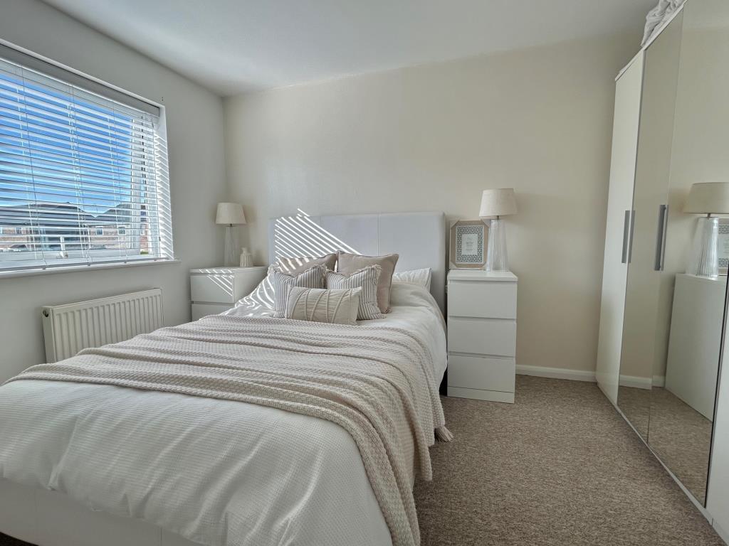 Bed2.jpg