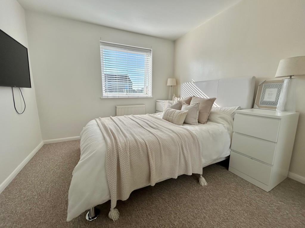 Bed3.jpg