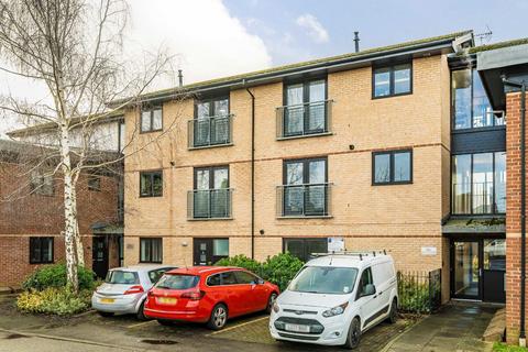 1 bedroom flat for sale, Vanquish Close, Whitton TW2