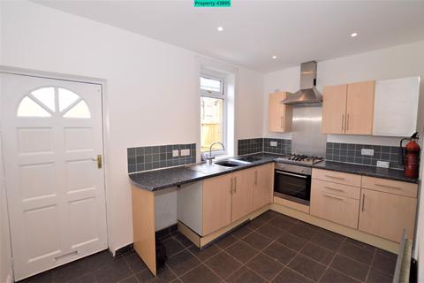 2 bedroom terraced house to rent, Nelson Place, Morley, Leeds, LS27 8LX