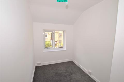 2 bedroom terraced house to rent, Nelson Place, Morley, Leeds, LS27 8LX