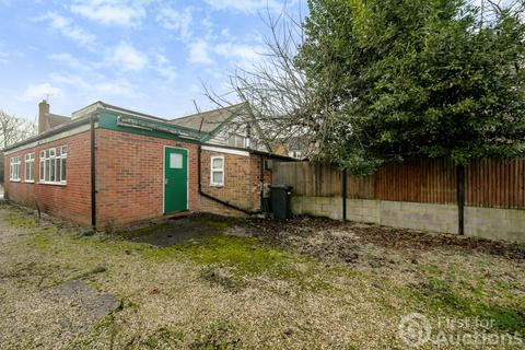 Detached house for sale, Reading Road, Burghfield Common, Reading