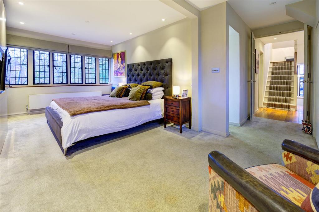 D307 19 wildwood rd m Bed2.jpg