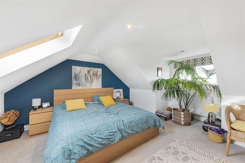 26 Johns Road, Meopham, Gravesend, DA13 0LP