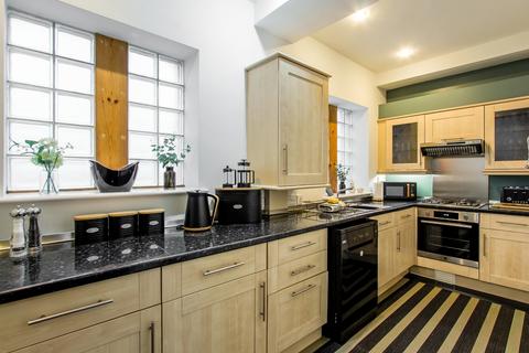 3 bedroom townhouse for sale, 6 The Glove Factory, Montacute Road, Tintinhull, Yeovil