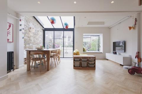 undefined, Overcliff Road, London, SE13