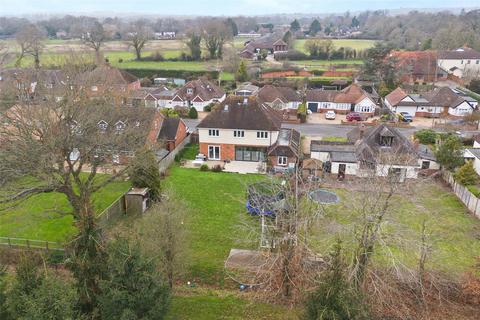 5 bedroom detached house for sale, Walden Avenue, Reading RG2