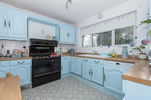 3 bedroom detached house for sale, The Boulevard, Worthing